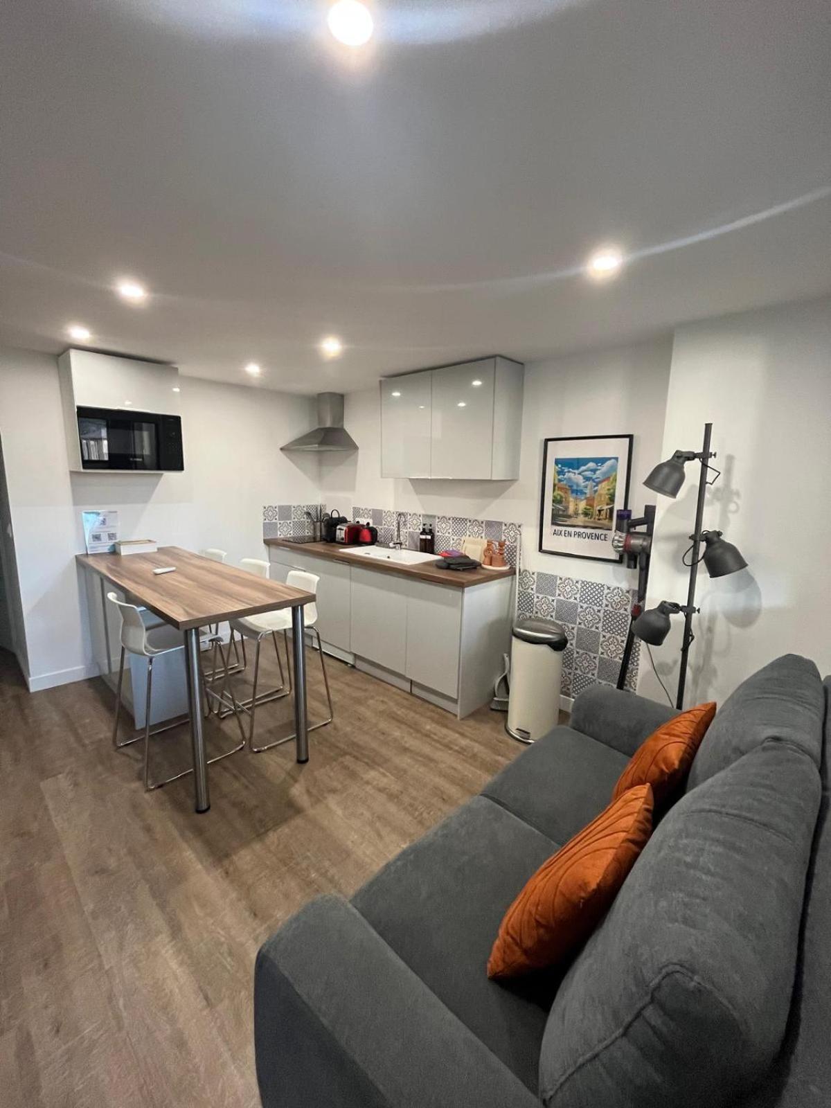 L'Amandier - Joli Appartement T3 Neuf Centre Ville A 2 Pas De La Rotonde Mirabeau Et Des Allees Provencales Aix-en-Provence Dış mekan fotoğraf