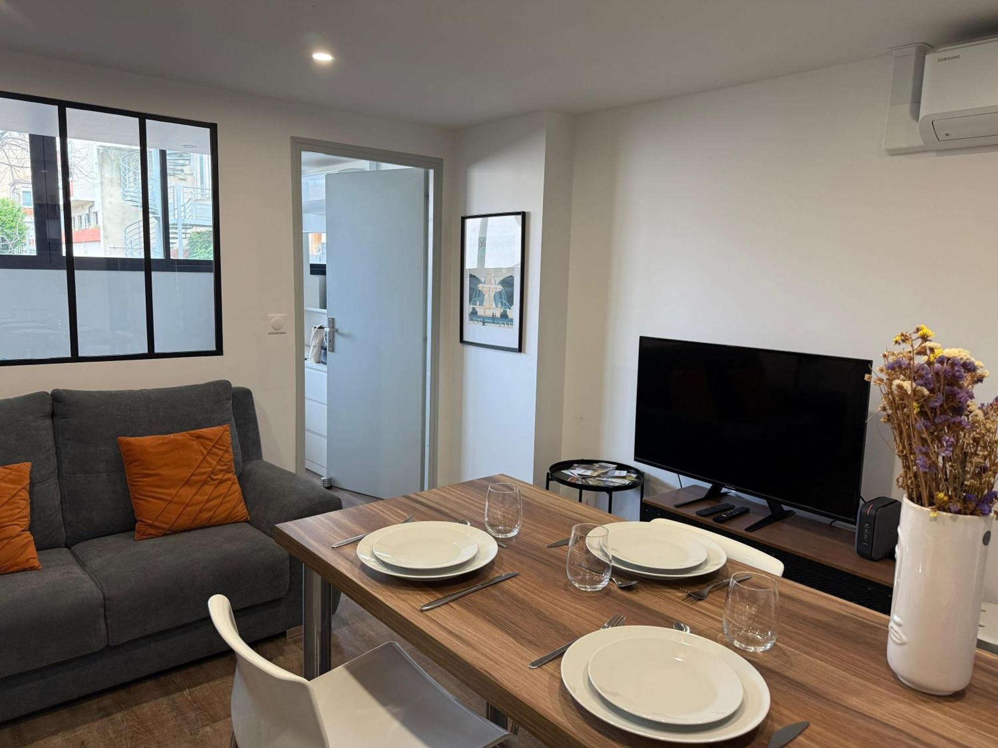 L'Amandier - Joli Appartement T3 Neuf Centre Ville A 2 Pas De La Rotonde Mirabeau Et Des Allees Provencales Aix-en-Provence Dış mekan fotoğraf
