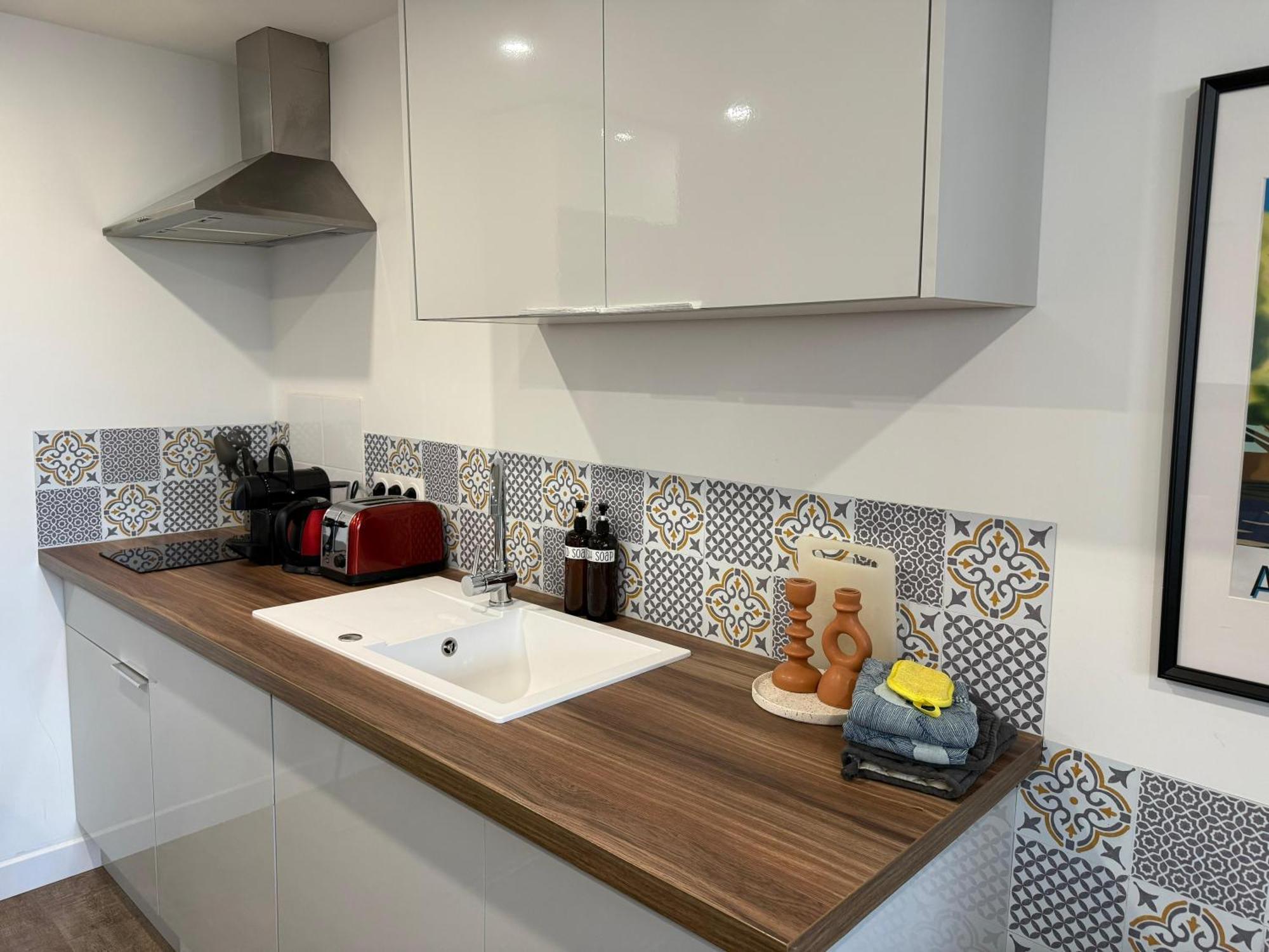L'Amandier - Joli Appartement T3 Neuf Centre Ville A 2 Pas De La Rotonde Mirabeau Et Des Allees Provencales Aix-en-Provence Dış mekan fotoğraf